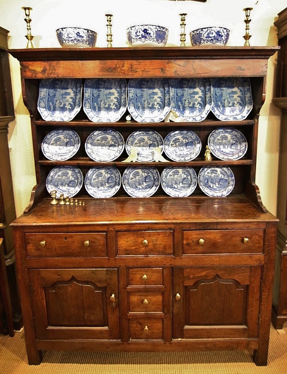 18th century snowdonia welsh dresser plates