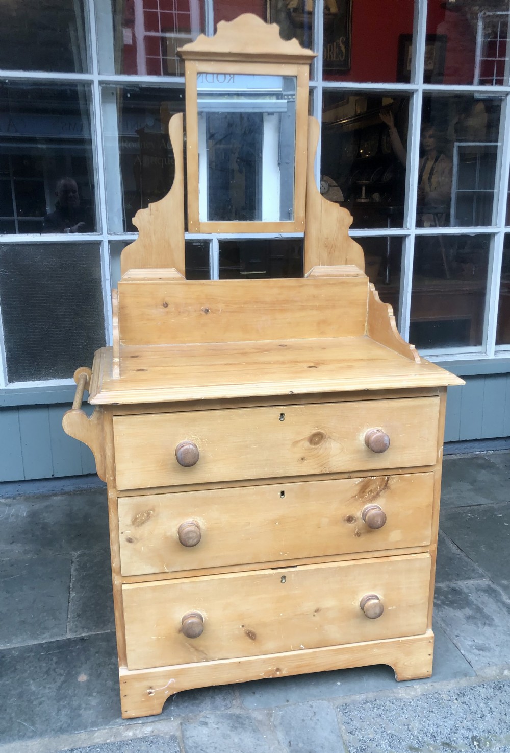 pine washstand