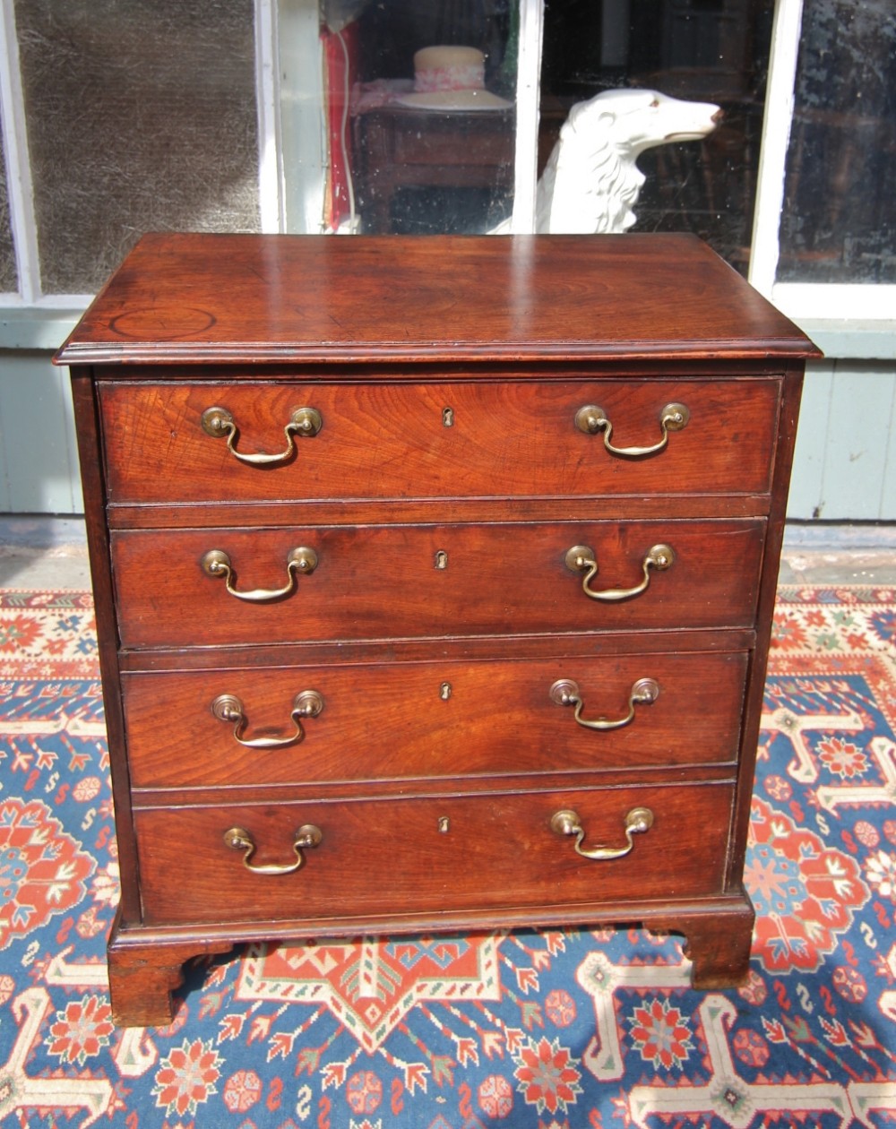small mahogany chest of drawers