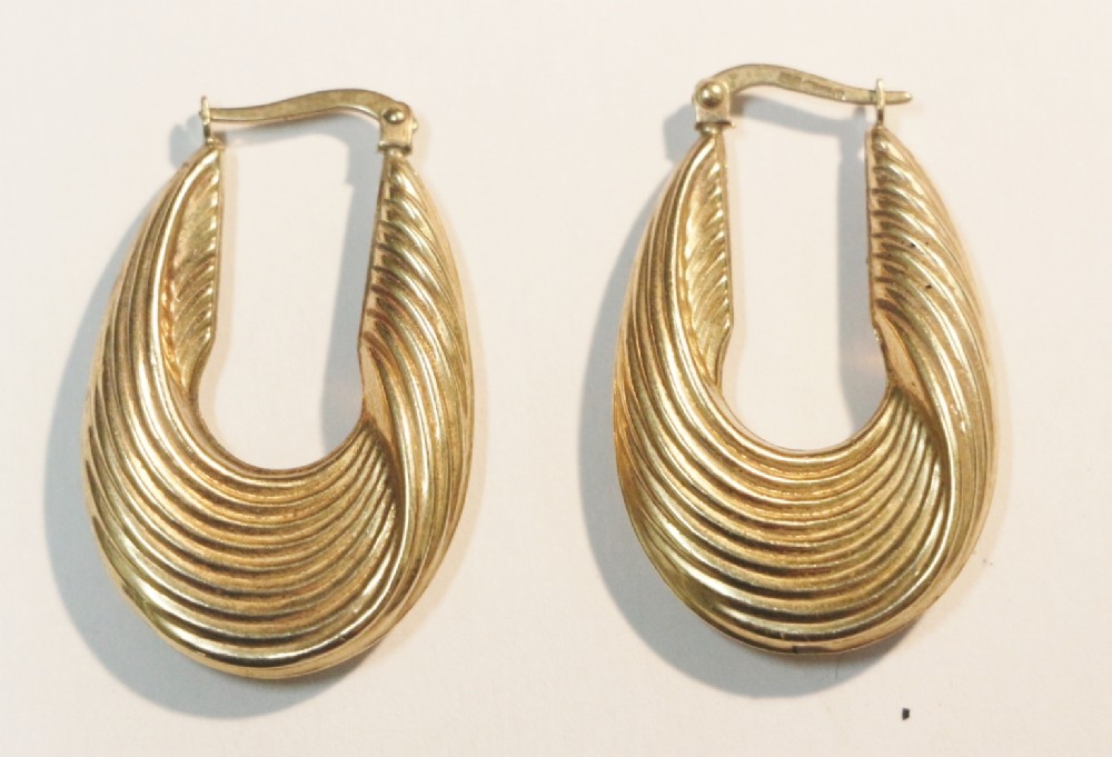 9ct gold hoop earings