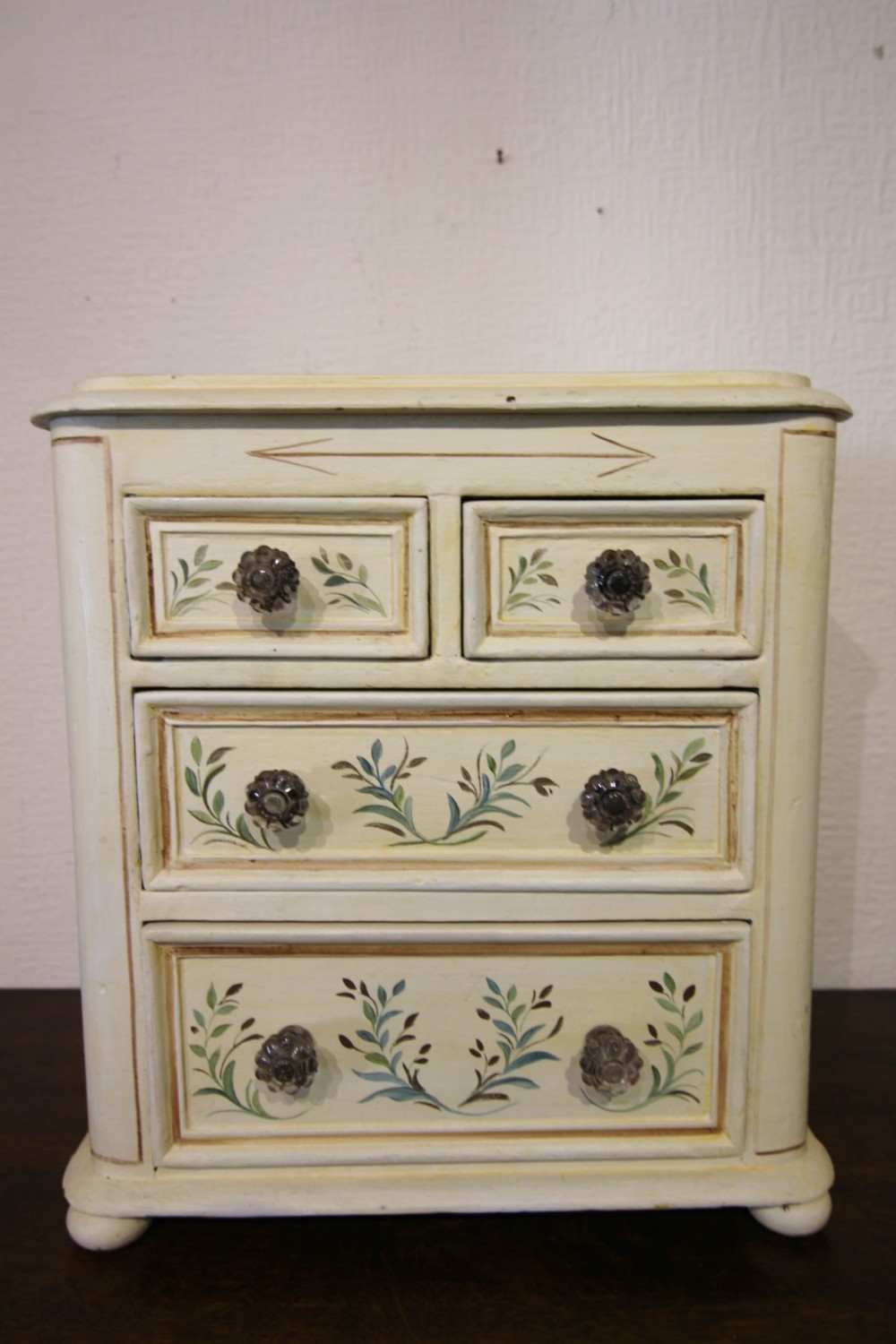 19th century painted four drawers apprentice chest of drawers