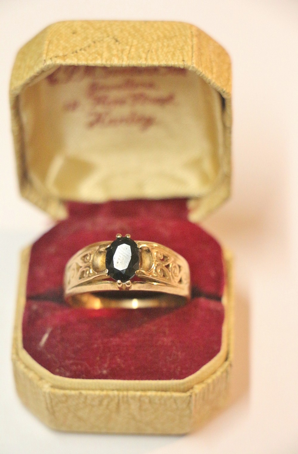 large victorian 9ct gold ring with deep blue sapphire