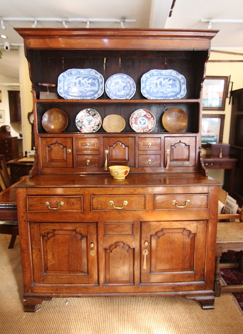 fine 18th century welsh oak inlaid snowdonia dresser
